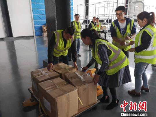 跨境电商保税备货进口模式缩短“海淘族”与商品距离