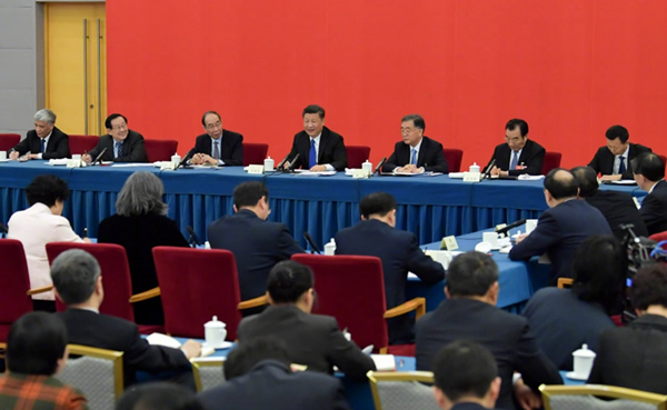 习近平看望政协委员:为决胜全面建成小康社会而团结奋斗