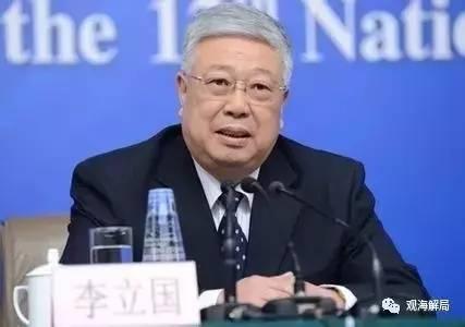 他抱着枕头上&ldquo;两会&rdquo;，说&ldquo;农民的儿子睡不惯羽毛枕&rdquo;！如今却因严重失职被查！