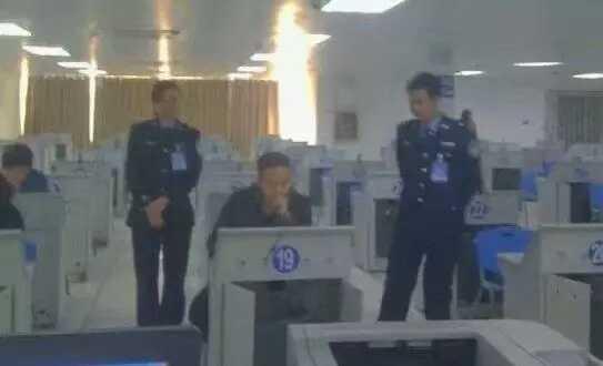 邓超考驾照遭围观,孙俪调侃技术好