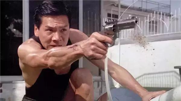 港台五位江湖黑帮大佬，两位已经不在，最后一位无人不知无人不晓