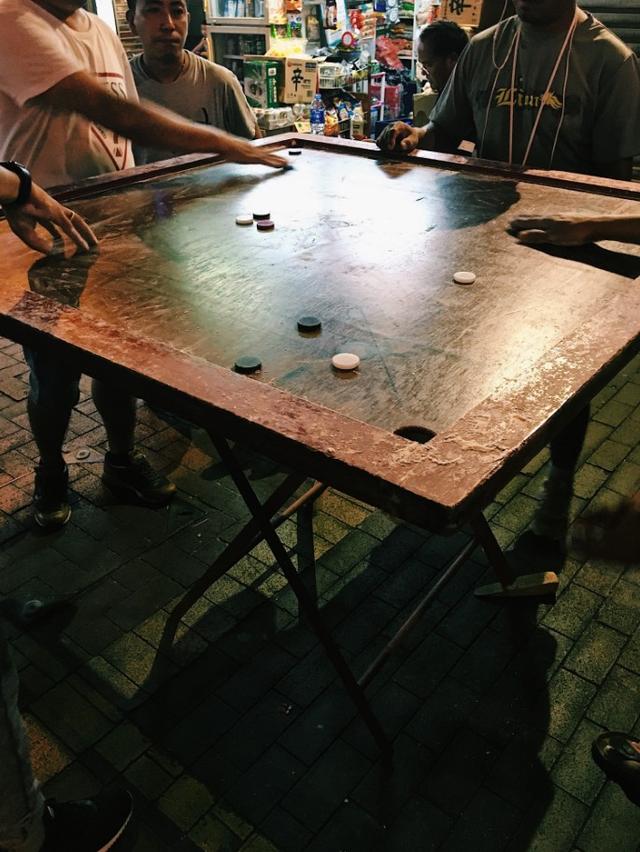 行走于现代冲刷与历史沉淀之间的香港，看我们和香港的差距有多大？