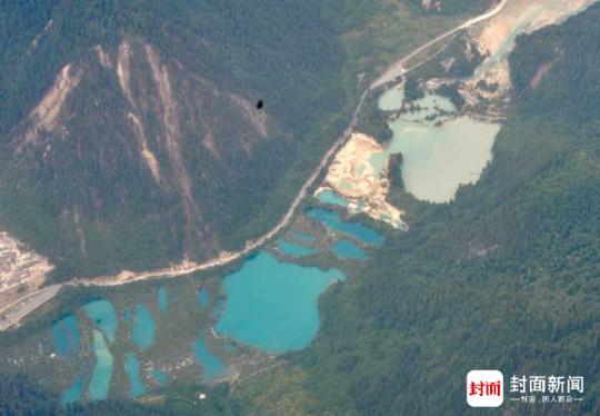 九寨沟依然美丽：6千米高空俯瞰震区 海子多数湛蓝如前